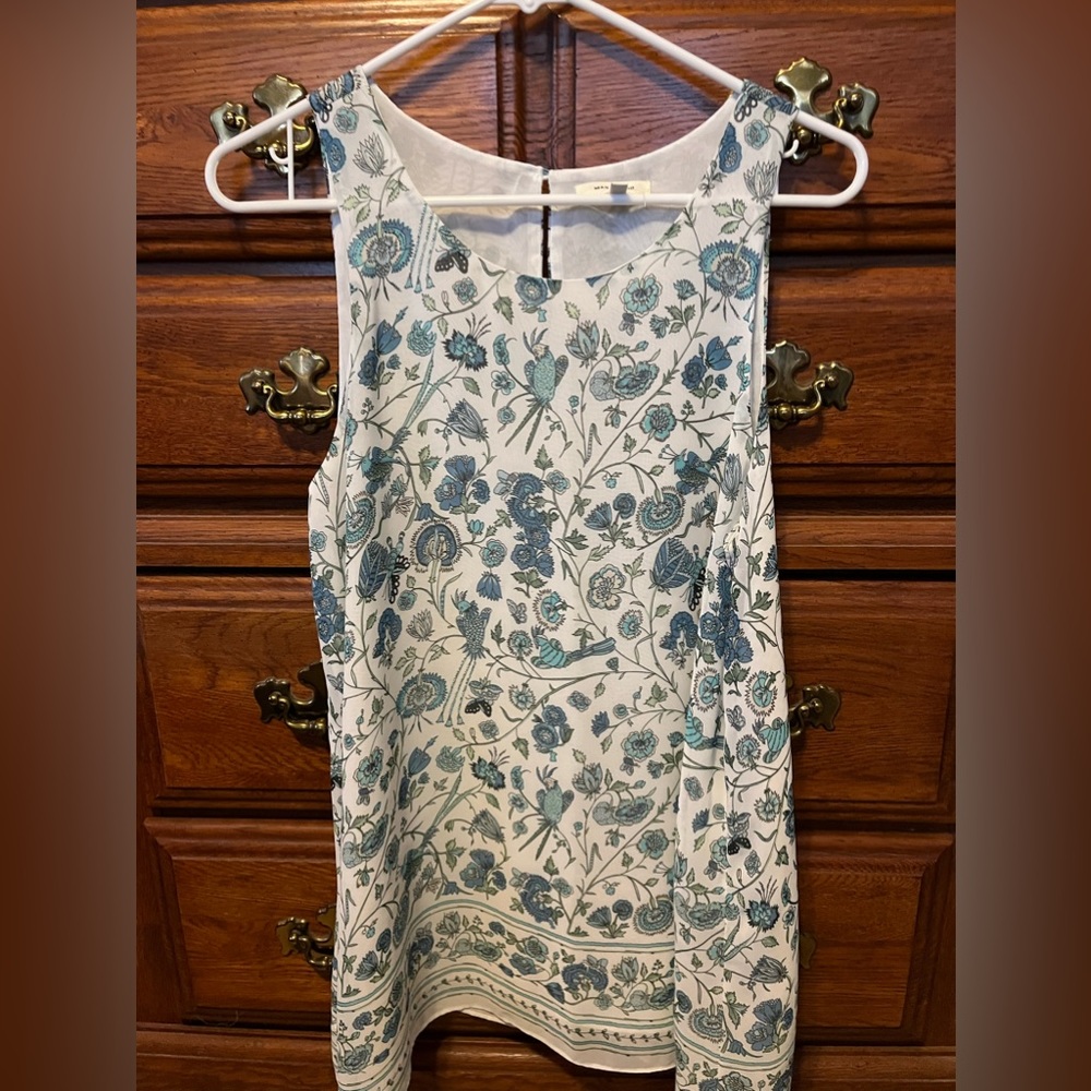 Max Studio dressy top size large